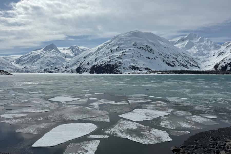 Anchorage: Turnagain Arm Scenic Winter Tour mit einem Guide. Foto: GetYourGuide