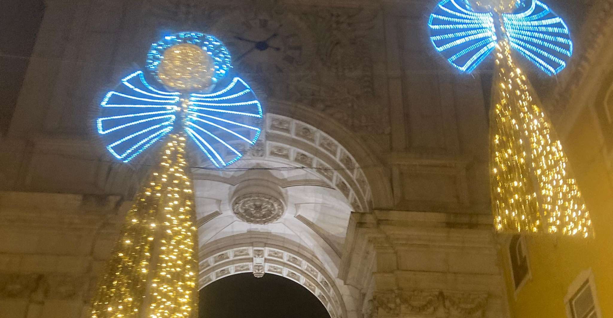 Lizbon, Noel Işıkları Turu Tuk Tuk - Hizvo