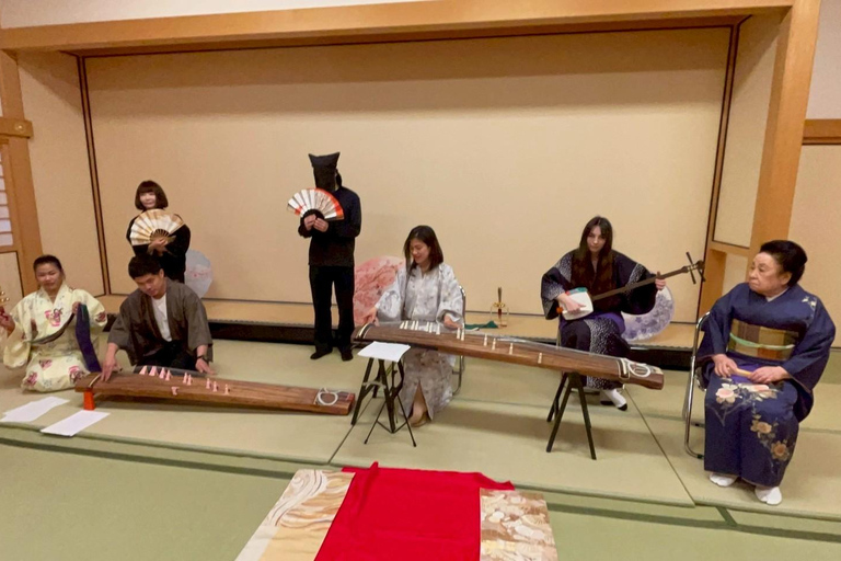 Concerto de Música Shogun e Experiência com Instrumentos em NagoyaConcerto Shogun Music e experiência com instrumentos em Nagoya