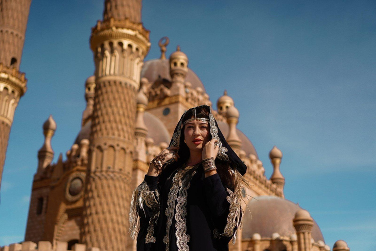 Sharm: Private Photoshoot with Hotel Pickup and Drop-off Private 3-Hour Photoshoot in 3 Locations