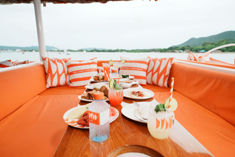Pattaya: Koh Rin & Bamboo Beach Sunset Premium Tour