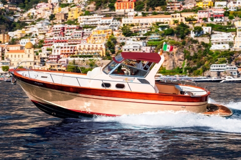 Positano: privébootervaring bij zonsondergangPrivébootervaring bij zonsondergang - Nieuw leven