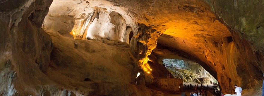 Visite de la vallée de Baztan et des grottes de Zugarramurdi