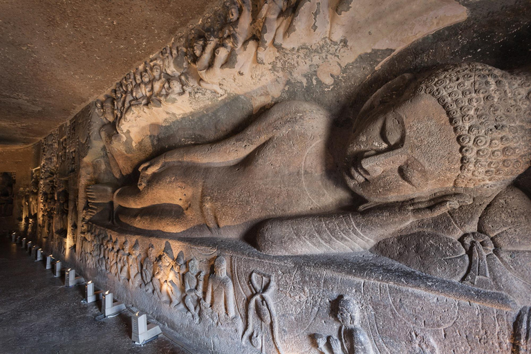 Betaalbare taxirit van Aurangabad naar de Ajanta &amp; Ellora grotten