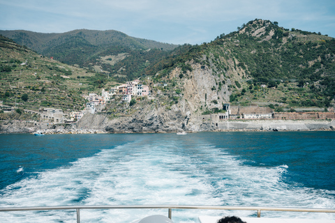 From Florence: Cinque Terre Day Trip by BusTransfer Only - Italian