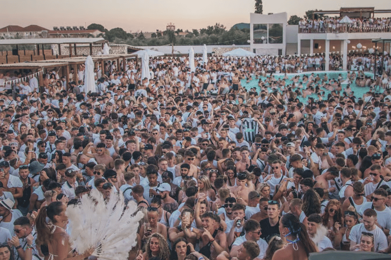 Zante: 3 x Nightclub & Pool Party Pass