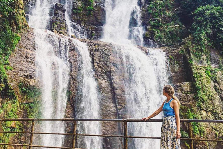 Kandy to Ella Transfer With Lakes, Falls & Botanical Garden