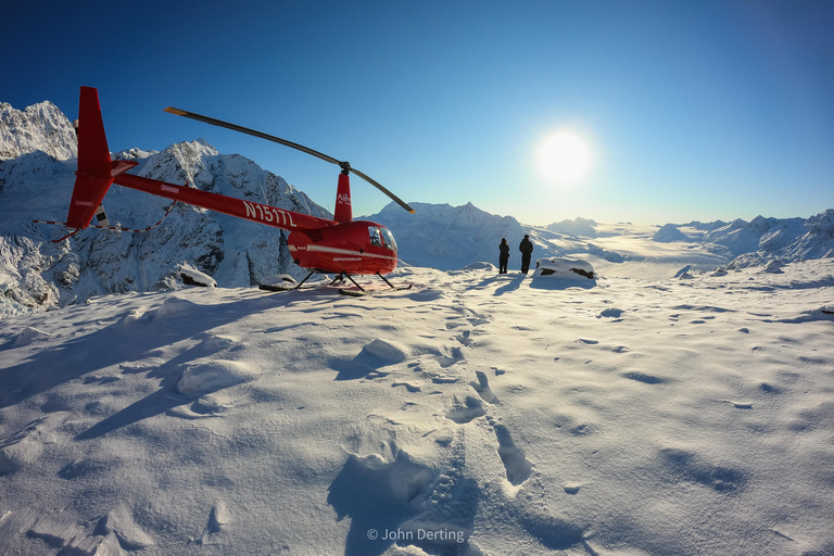 Valdez: Chugach Mountain Heli Tour with Glacier Landing