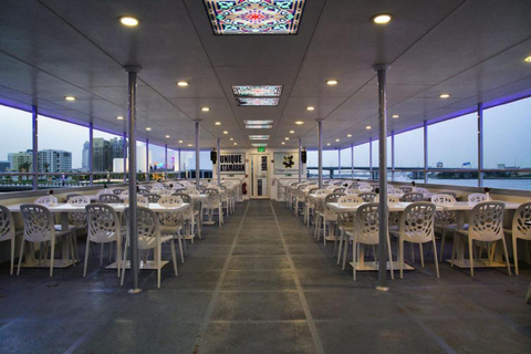 Cena en crucero de lujo en dhow por el puerto deportivo de Dubai (catamarán)