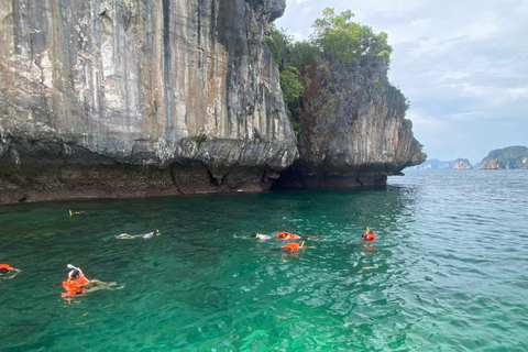 Krabi : tour en bateau privé à longue queue des 4 îlesDemi-journée d'excursion privée en bateau à longue queue