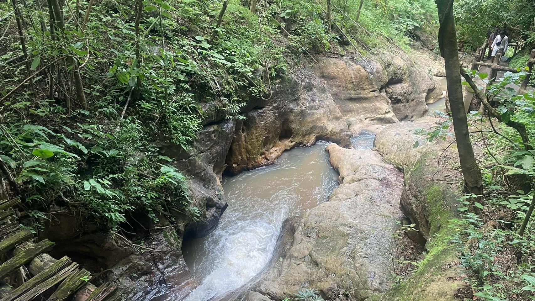 Pai: Nachmittagsschwimmen am Pam-Bok-Wasserfall und Sonnenuntergang im Canyon