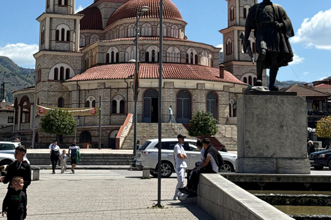 Desde Tirana/Durres: Korca, Voskopoja, Pogradec,Lin Excursión de un día