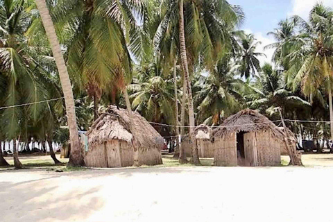 Noche en San Blas - Cabaña compartida + Comidas + tour en barcoNoche en San Blas - Cabaña compartida + Comidas + Excursión en barco