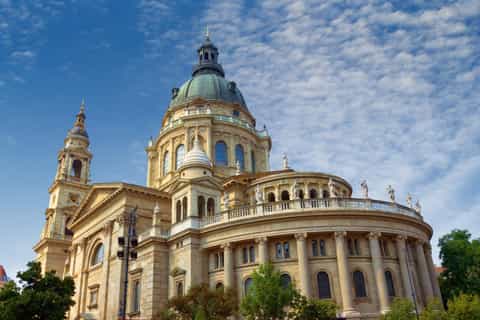 Skip-the-line guided tour of St. Stephen's Basilica in Budapest