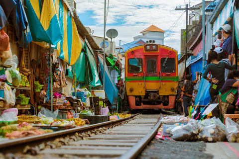 Bangkok Floating & Railway Markets: Damnoen & Maeklong
