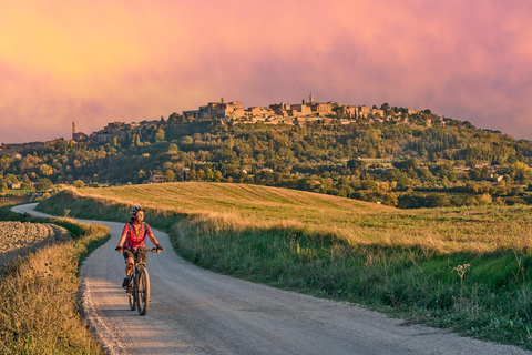 From Rome: Tuscany, Montepulciano Tour with Wine & Lunch English Tour Option