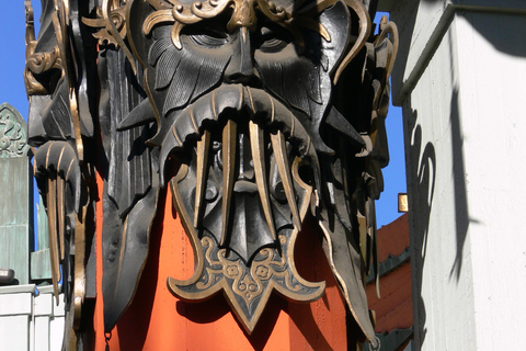 Historic Hollywood Boulevard and Movie Palaces Walking Tour English Shared Tour of Hollywood Boulevard