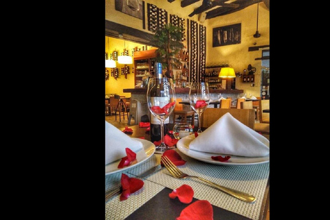 Cartagena: cena e giro in carrozza nella città murataCartagena: cena e giro in carrozza nella città vecchia