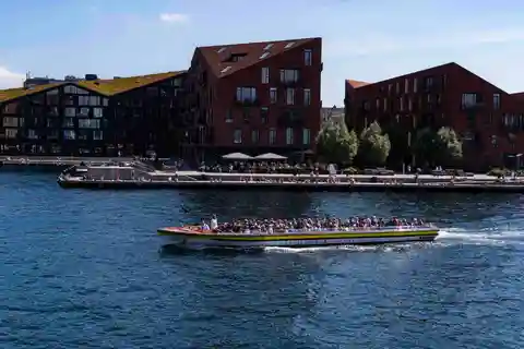 Copenhagen: Memories Canal Tour