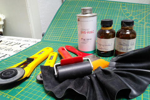 بروج: ورشة عمل ملابس اللاتكسبروج: ورشة عمل ملابس اللاتكس (خاصة)