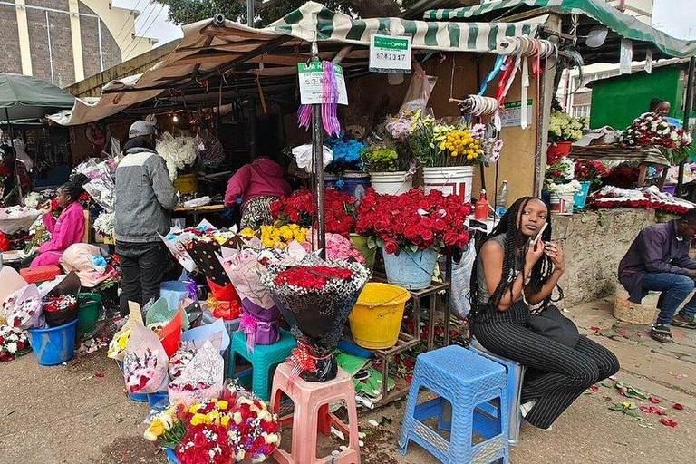 Nairobi Twilight Guided Walking Tour and Local Evening Life