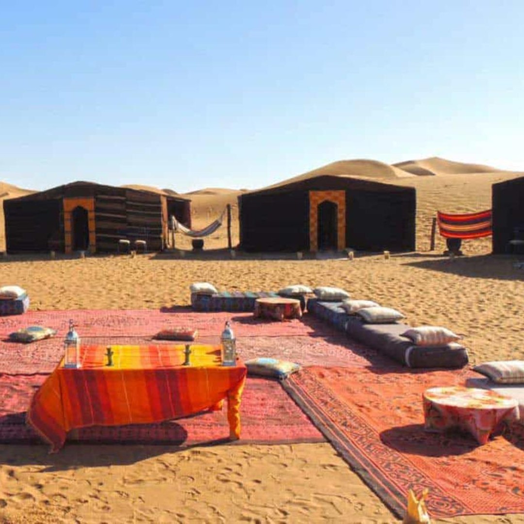 Ouarzazate : kasbah, vallées et désert d'Erg Lihoudi - Excursion de 2 jours - dromadaire