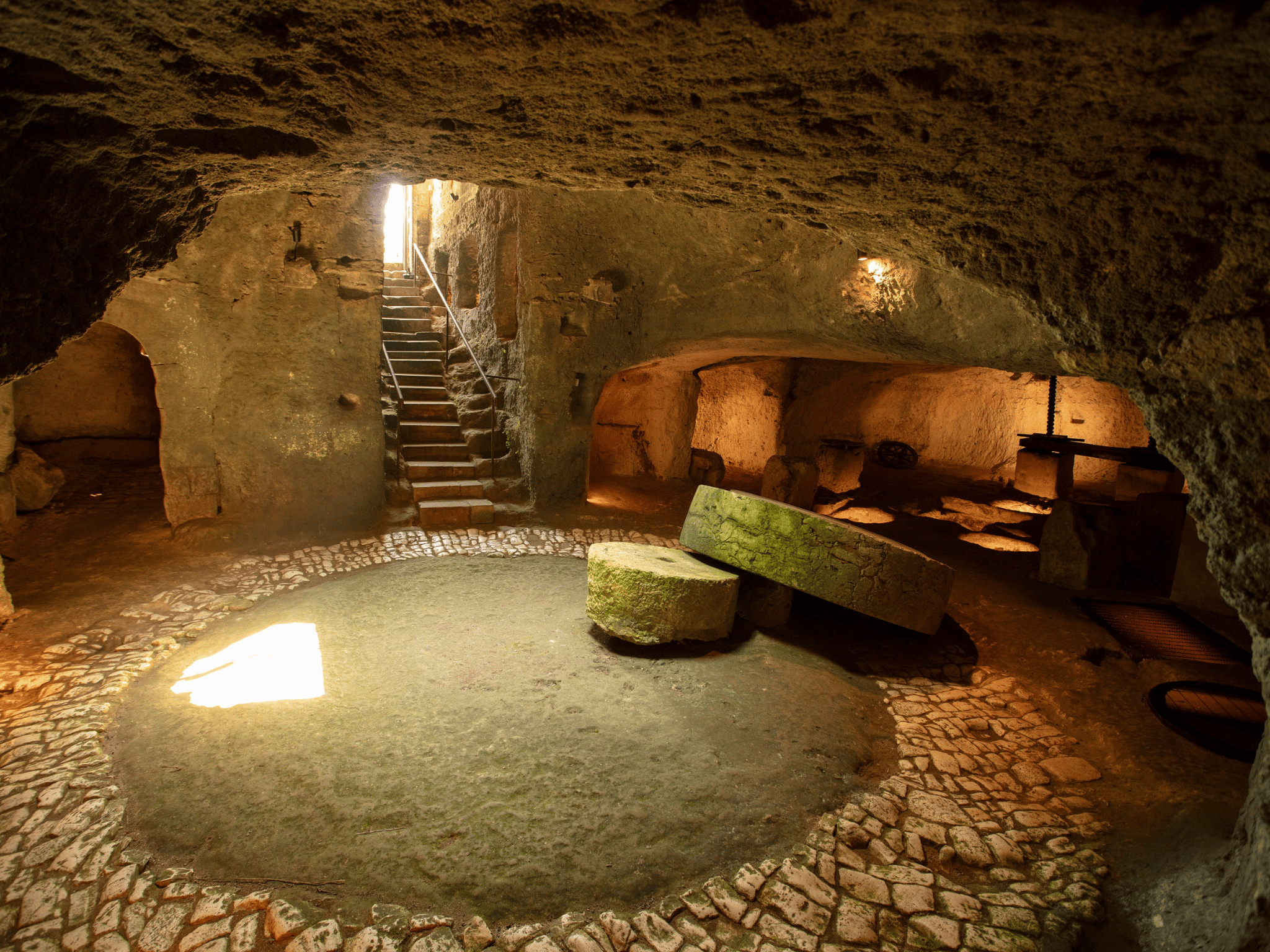 Tour durch eine unterirdische Olivenmühle mit Verkostung in der Nähe von Otranto