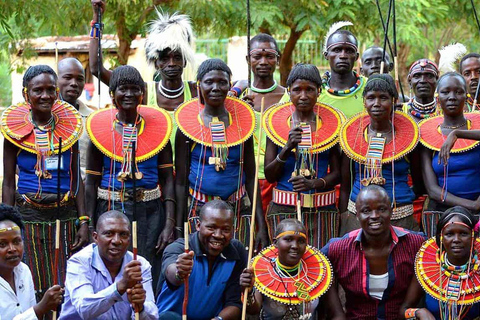 Au départ de Nairobi : visite et spectacle de danse culturelle des Bomas du Kenya