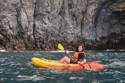 Tenerife: Turtle Bay - Kayak Rental with Drink and Equipment