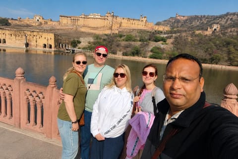 5-Day Golden Triangle Tour: Delhi, Agra & Jaipur Highlights