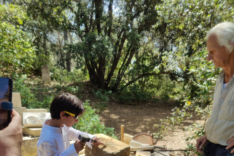 Tour of the Bibémus quarries and short stone cutting workshop. Visit to the Bibémus Quarries and short stone cutting workshop