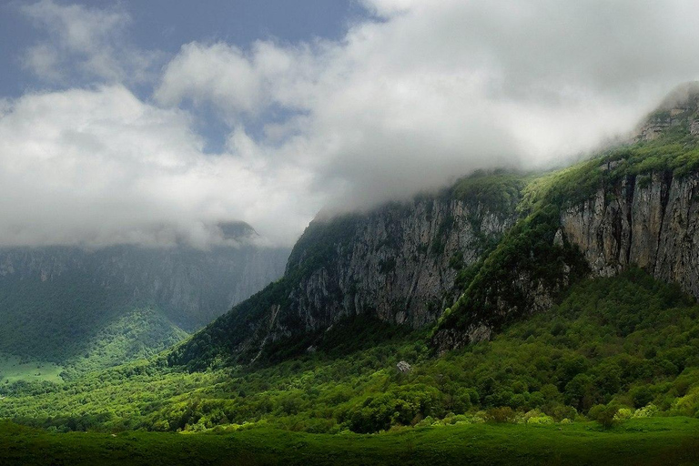 Baku: Quba and Shahdag Day Trip with Guide