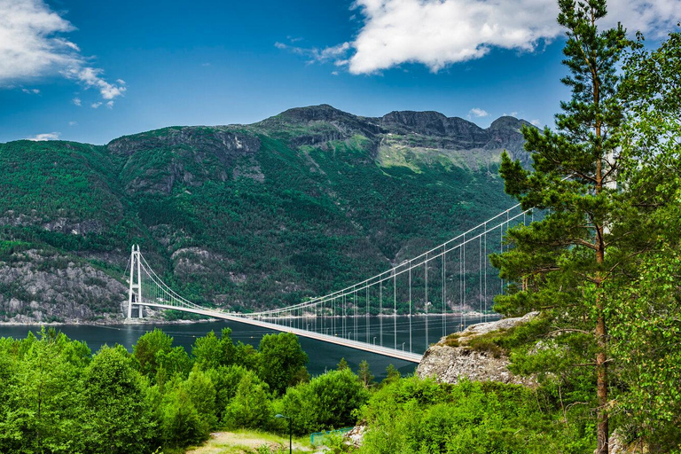 Vøringsfossen Waterfall – the Grand tour of Hardanger Fjord