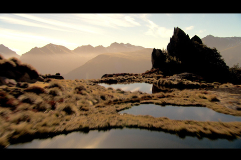 Te Anau: Hidden Lakes and Mountains