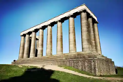 El Encantador Edimburgo: Tour a pie de medio día con guía local