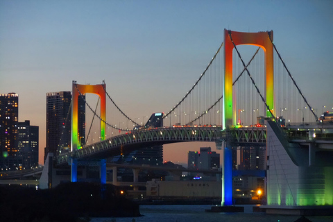 Tokyo: Private Night Tour with Daikoku PA & Skytree Views