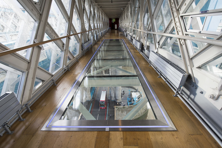 Londra: Tour a piedi delle 30 attrazioni principali e mostra sul Tower BridgeLondra: Top 30 delle attrazioni e mostra sul Tower Bridge