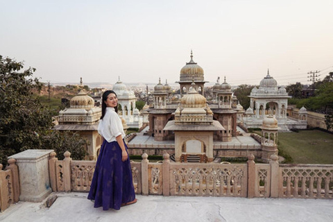 A partir de Deli: Tour particular de 3 dias pelo Triângulo DouradoTour particular com hospedagem em hotel 4 estrelas