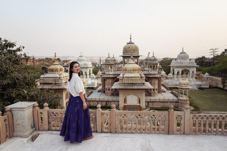 A partir de Deli: Tour particular de 3 dias pelo Triângulo DouradoTour particular com hospedagem em hotel 4 estrelas