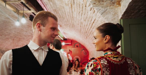 Budapest: Authentic Hungarian Dinner & Folk Show