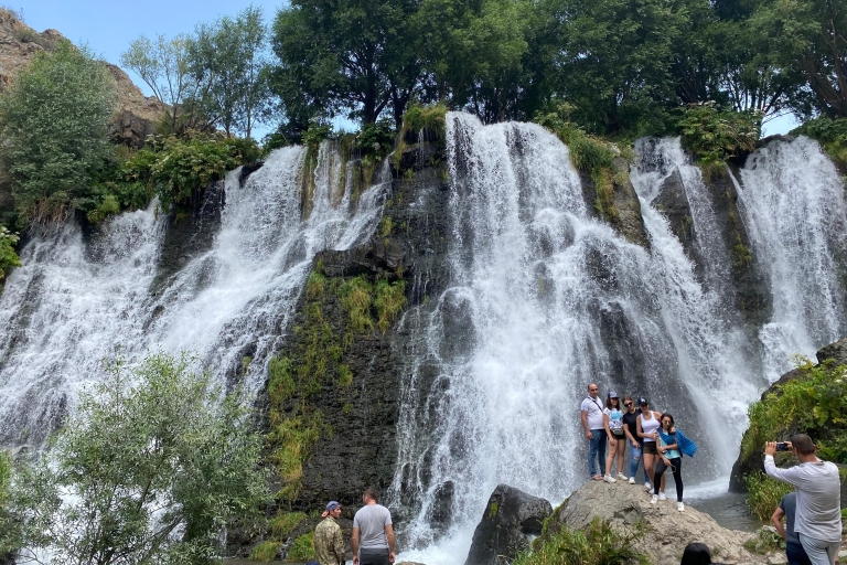Wycieczka prywatna: Kolejka linowa Tatev, wodospad Shaki, degustacja wina