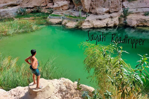 Au départ de Mascate : visite de Wadi Shaab et de Sur