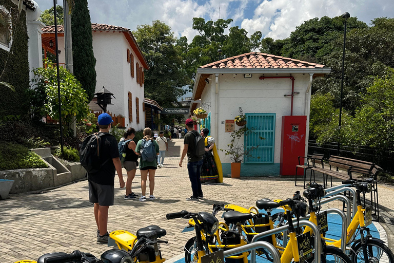 Medellín City Tour mit dem E-Bike: Das Beste in 4 Stunden, inklusive Mittagessen