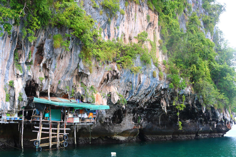 Ko Lanta: 4 Islands and Emerald Cave Day Tour by Speedboat