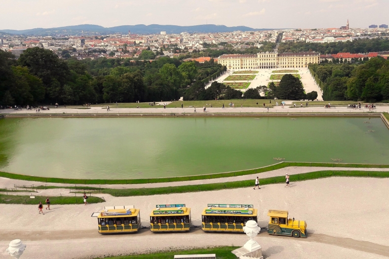 In Wenen als een Weens: met het openbaar vervoer en te voet