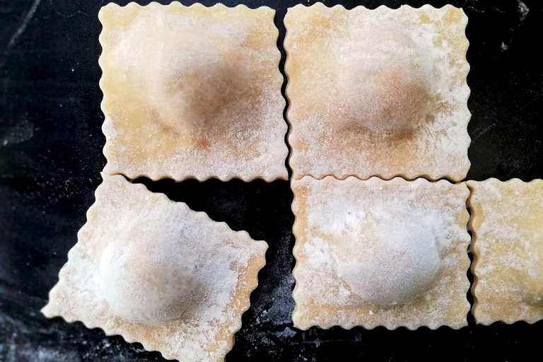 Venice: Cooking Class with Tiramisu and Pasta Making