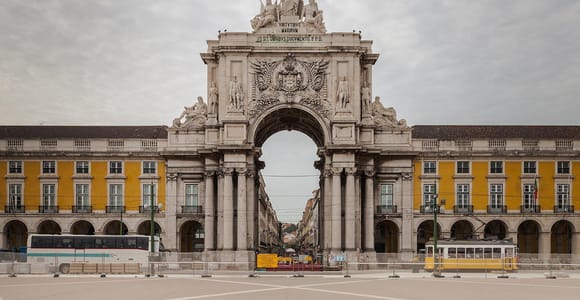 Lisbon: Private Guided City Tour with Hotel Pickup