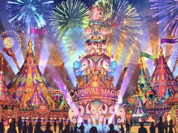 Phuket: Carnaval Magic Show met buffetdiner