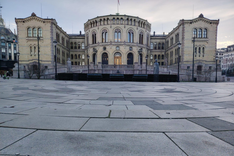 Oslo: Private Fortress, Fjord, and Royal Heritage Tour