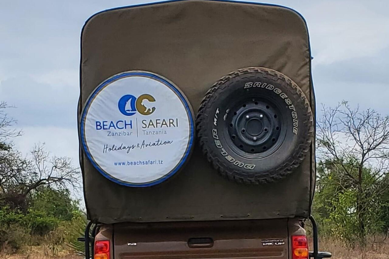 من زنجبار: رحلة سفاري في سيلوس غراي لمدة يومين وليلة واحدة مع رحلات طيرانرحلات سفاري مشتركة مع سيار